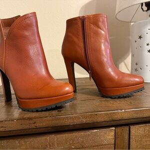 Gianni Bini Burnt Orange Heeled Boots